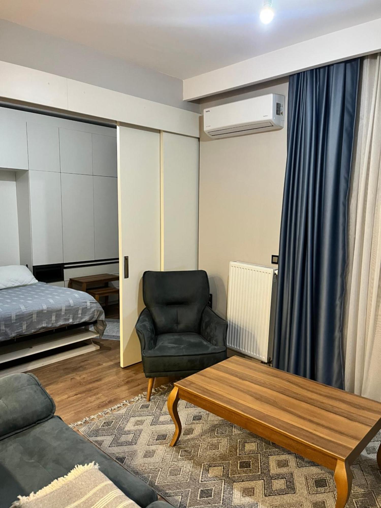 Toya Next Apartament *